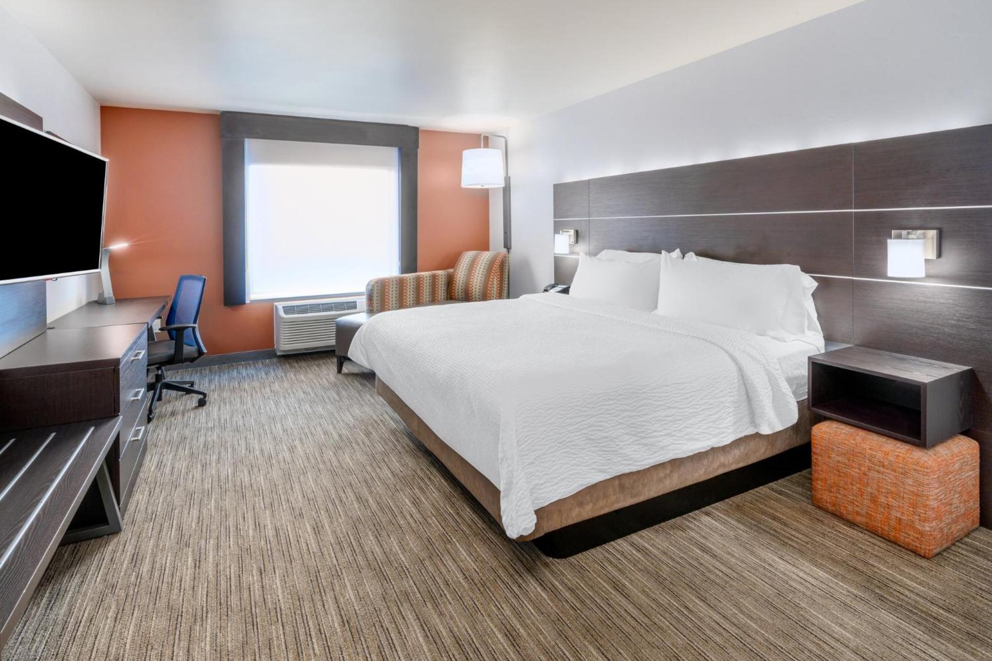 Holiday Inn Express & Suites - Colorado Springs Afa Northgate By Ihg Exterior foto